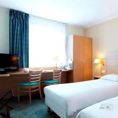 Hotel Campanile Poznan