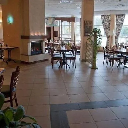 فندق Campanile 2*