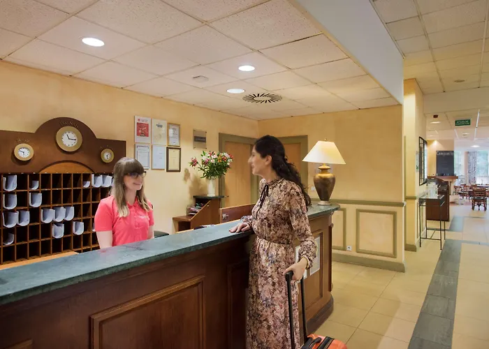 Готель Campanile