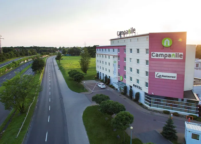 Готель Campanile