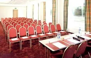 Готель Campanile